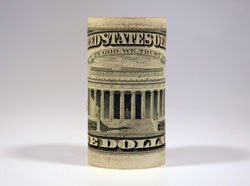 США не девальвируют доллар