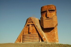  Жарихин: Ереван и Баку не готовы к компромиссу  