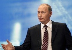 Путин указал на безработицу в Псковской области