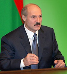 Лукашенко готов принять Бакиева