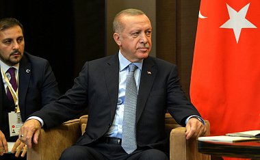 Le Figaro: зачем Эрдоган раздувает конфликт в Карабахе? 