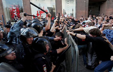 Московские протесты поддерживает почти четверть россиян