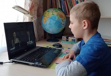Большинство россиян недовольны качеством онлайн образования в школе