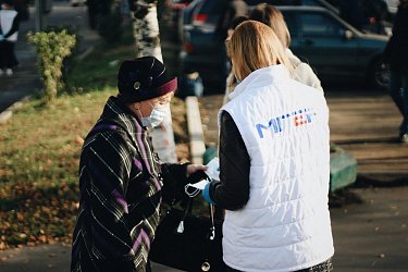 «Единая Россия» активизирует работу волонтеров
