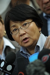 Роза Отунбаева, глава временного правительства Киргизии
