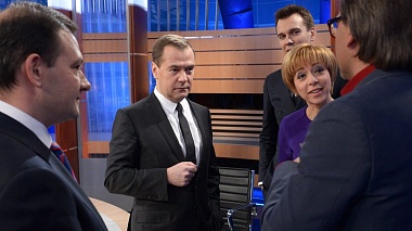 Дмитрий Медведев ответит на вопросы в прямом эфире