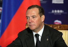 Медведев: Нужно приостановить дипломатические сношения с ЕС