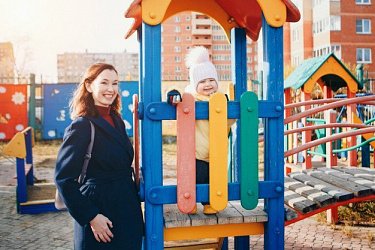 Благополучие детей, капремонт и поддержка родителей: Кузнецова рассказала об инициативах «Единой России»
