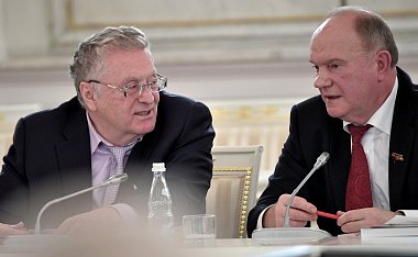 Группа риска: эксперты о политическом будущем Зюганова и Жириновского