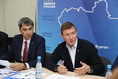 Регионы обсуждают инициативу «Единой России» по регулированию зарплат бюджетников